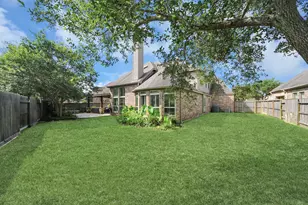 3031 Currant Dr, Manvel, TX 77578 - Photo 9