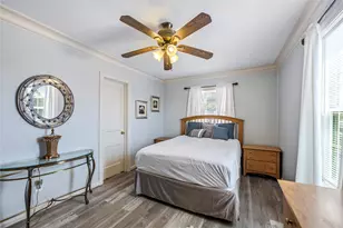 1310 Reid St, Houston, TX 77022 - Photo 9