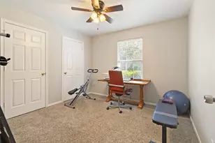 11095 Royal Forest Dr, Conroe, TX 77303 - Photo 15