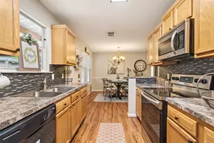 11095 Royal Forest Dr, Conroe, TX 77303 - Photo 11