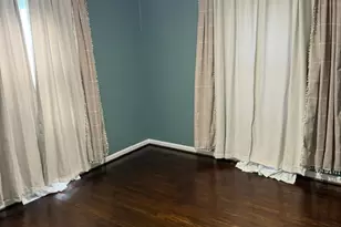 1406 Kirwin St, Galveston, TX 77551 - Photo 11