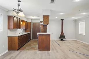 592 Florida Park, Conroe, TX 77302 - Photo 11