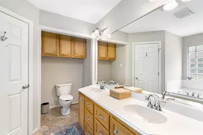 210 Regal Lane, Liberty, TX 77575 - Photo 33