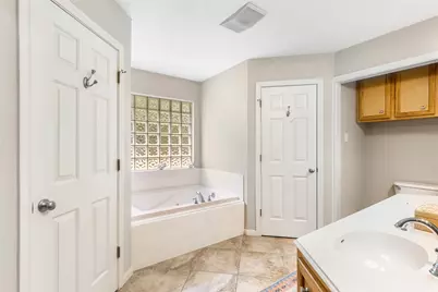 210 Regal Lane, Liberty, TX 77575 - Photo 31