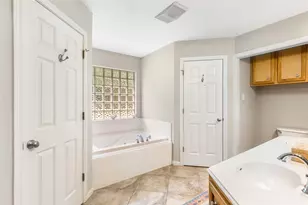 210 Regal Ln, Liberty, TX 77575 - Photo 31