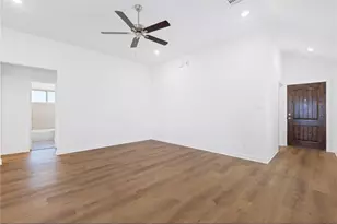 423 Zeus Mountain Dr, Crosby, TX 77532 - Photo 7