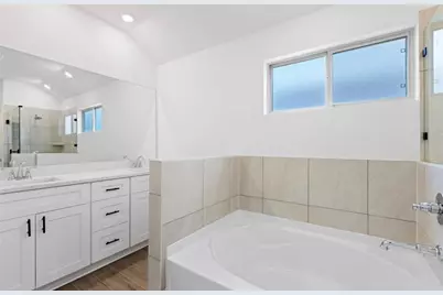 423 Zeus Mountain Drive, Crosby, TX 77532 - Photo 11