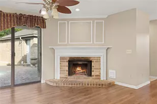 4134 Lakepointe Forest Dr, Seabrook, TX 77586 - Photo 7