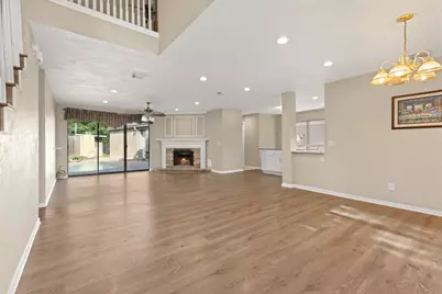 4134 Lakepointe Forest Drive, Seabrook, TX 77586 - Photo 5