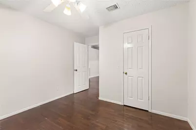 4134 Lakepointe Forest Drive, Seabrook, TX 77586 - Photo 29