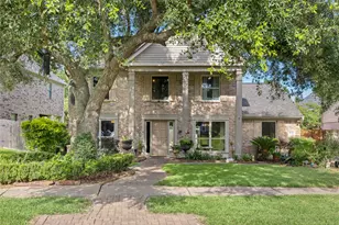 4134 Lakepointe Forest Dr, Seabrook, TX 77586 - Photo 1