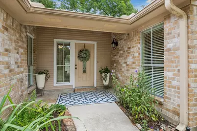 20 Edgewood Forest Court, The Woodlands, TX 77381 - Photo 7