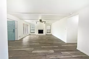 44 Campeche Cir, Galveston, TX 77554 - Photo 7