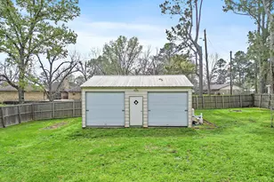 10 Hickory Ln, Dayton, TX 77535 - Photo 27