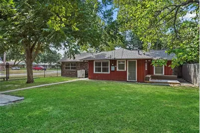 9802 Cedardale Drive, Houston, TX 77055 - Photo 19