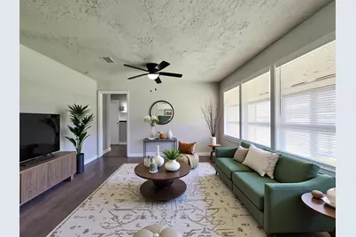 5815 Southseas Street, Houston, TX 77033 - Photo 3