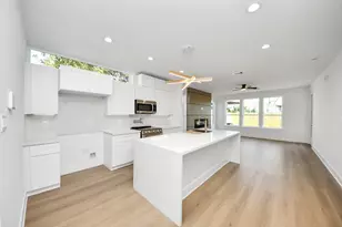 5722 Horton St, Houston, TX 77026 - Photo 5