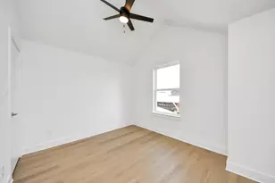 5722 Horton St, Houston, TX 77026 - Photo 15