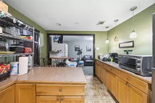 5427 Sonora St, Houston, TX 77020 - Photo 13