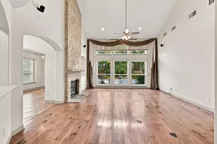 4427 Shady River, Missouri City, TX 77459 - Photo 9