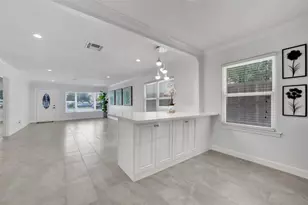 2610 W Holcombe Blvd, Houston, TX 77025 - Photo 9