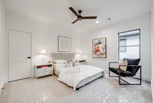 1634 Castle Ct, Houston, TX 77006 - Photo 39