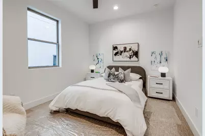 1634 Castle Court, Houston, TX 77006 - Photo 33