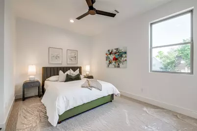 1634 Castle Court, Houston, TX 77006 - Photo 35