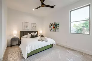 1634 Castle Ct, Houston, TX 77006 - Photo 35