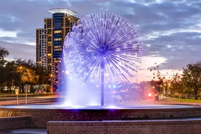 1634 Castle Court, Houston, TX 77006 - Photo 43