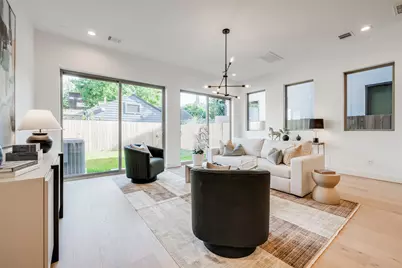 1634 Castle Court, Houston, TX 77006 - Photo 19