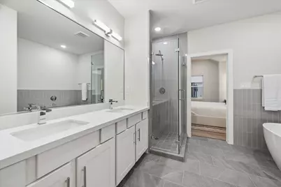 6338 Paddington Bend Drive, Houston, TX 77008 - Photo 19