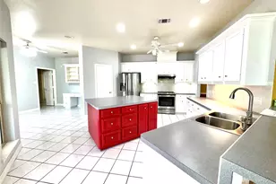 41 Bluebird Ln, Trinity, TX 75862 - Photo 17