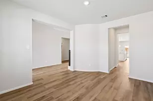 2715 Clapbread Ln, Rosenberg, TX 77471 - Photo 5