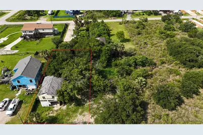 4603 Swan Street, Hitchcock, TX 77563 - Photo 1