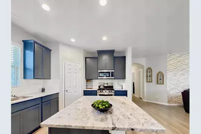 1412 Sundown Glen Lane, Katy, TX 77493 - Photo 3