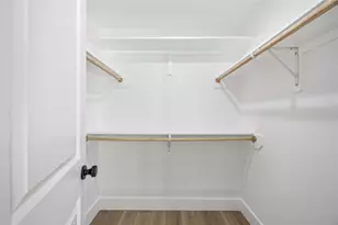 801 E 32nd 1/2 St, Houston, TX 77022 - Photo 23