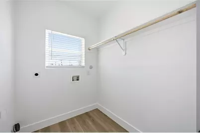 801 E 32nd 1/2 Street, Houston, TX 77022 - Photo 25