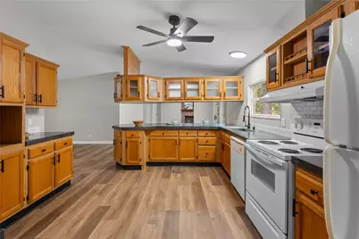 12228 Thornwood Drive, Plantersville, TX 77363 - Photo 13