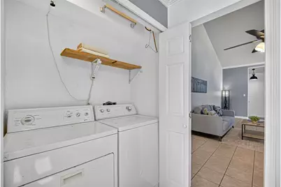 6401 Deihl Road #301, Houston, TX 77092 - Photo 9
