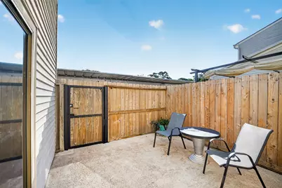 6401 Deihl Road #301, Houston, TX 77092 - Photo 21