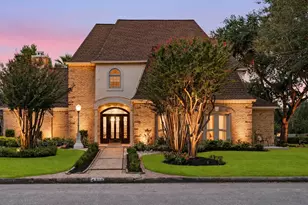 4310 Masters Dr, League City, TX 77573 - Photo 1