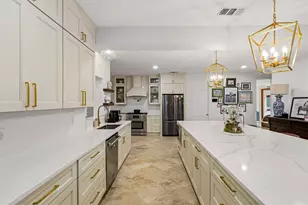 4310 Masters Dr, League City, TX 77573 - Photo 5