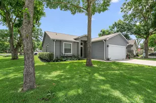 118 N Urbanec St, East Bernard, TX 77435 - Photo 1
