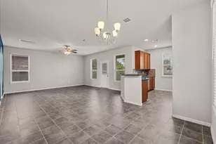 4114 W Bayou Maison Cir, Dickinson, TX 77539 - Photo 9