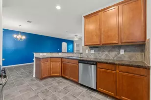 4114 W Bayou Maison Cir, Dickinson, TX 77539 - Photo 11