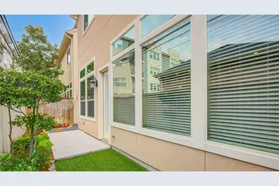 1415 Devonshire Manor Lane, Houston, TX 77055 - Photo 41