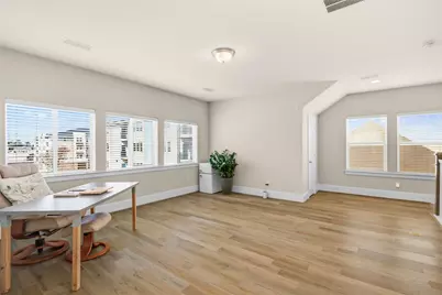 1415 Devonshire Manor Lane, Houston, TX 77055 - Photo 37