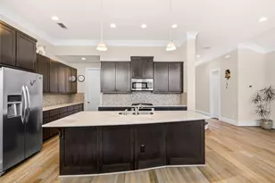 1415 Devonshire Manor Ln, Houston, TX 77055 - Photo 13