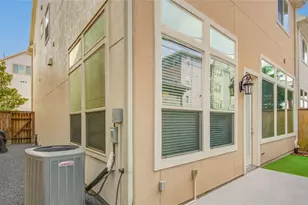 1415 Devonshire Manor Ln, Houston, TX 77055 - Photo 43